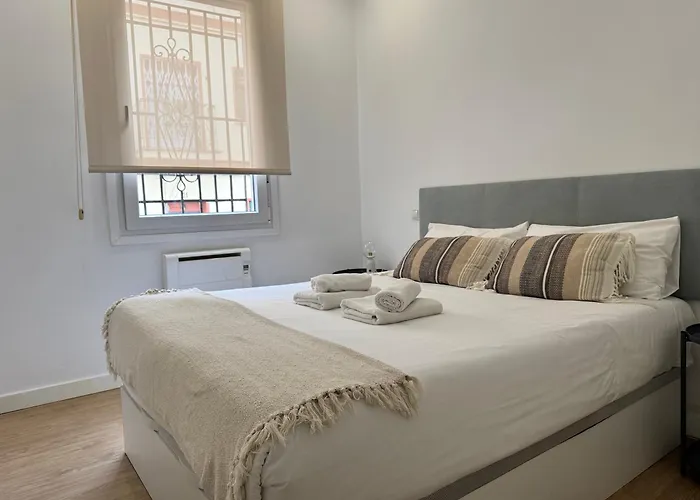 Artbel Rentals En Plaza Castilla -Vizcainos