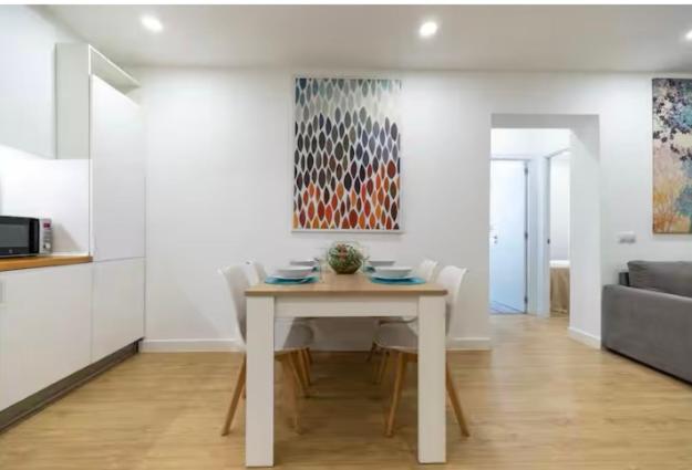 Apartment Artbel En Plaza Castilla -vizcainos Madrid